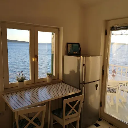 Seaside Apartment Zaboric